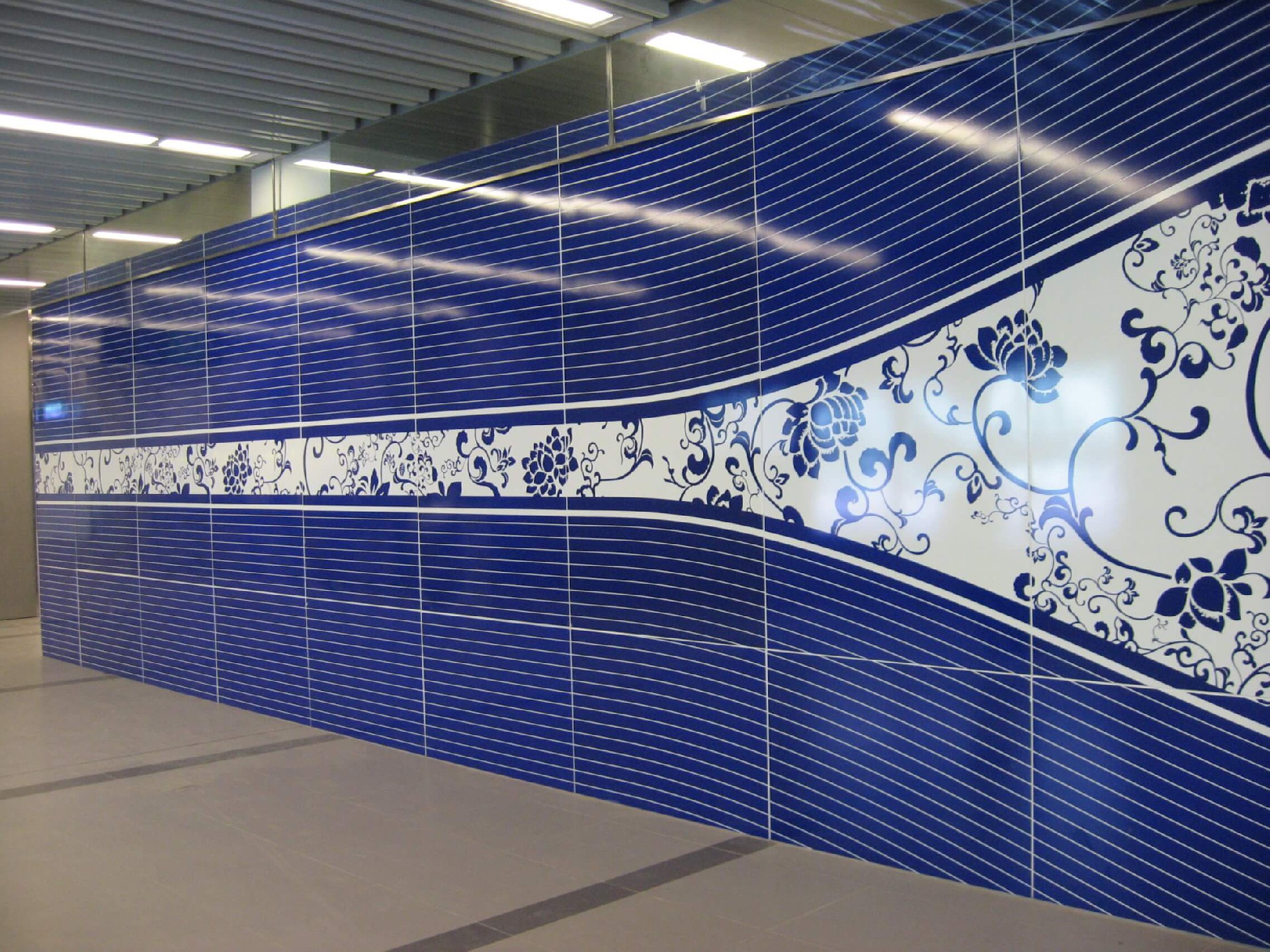 地铁珐琅装饰板_湖北三行科技股份有限公司官方网站